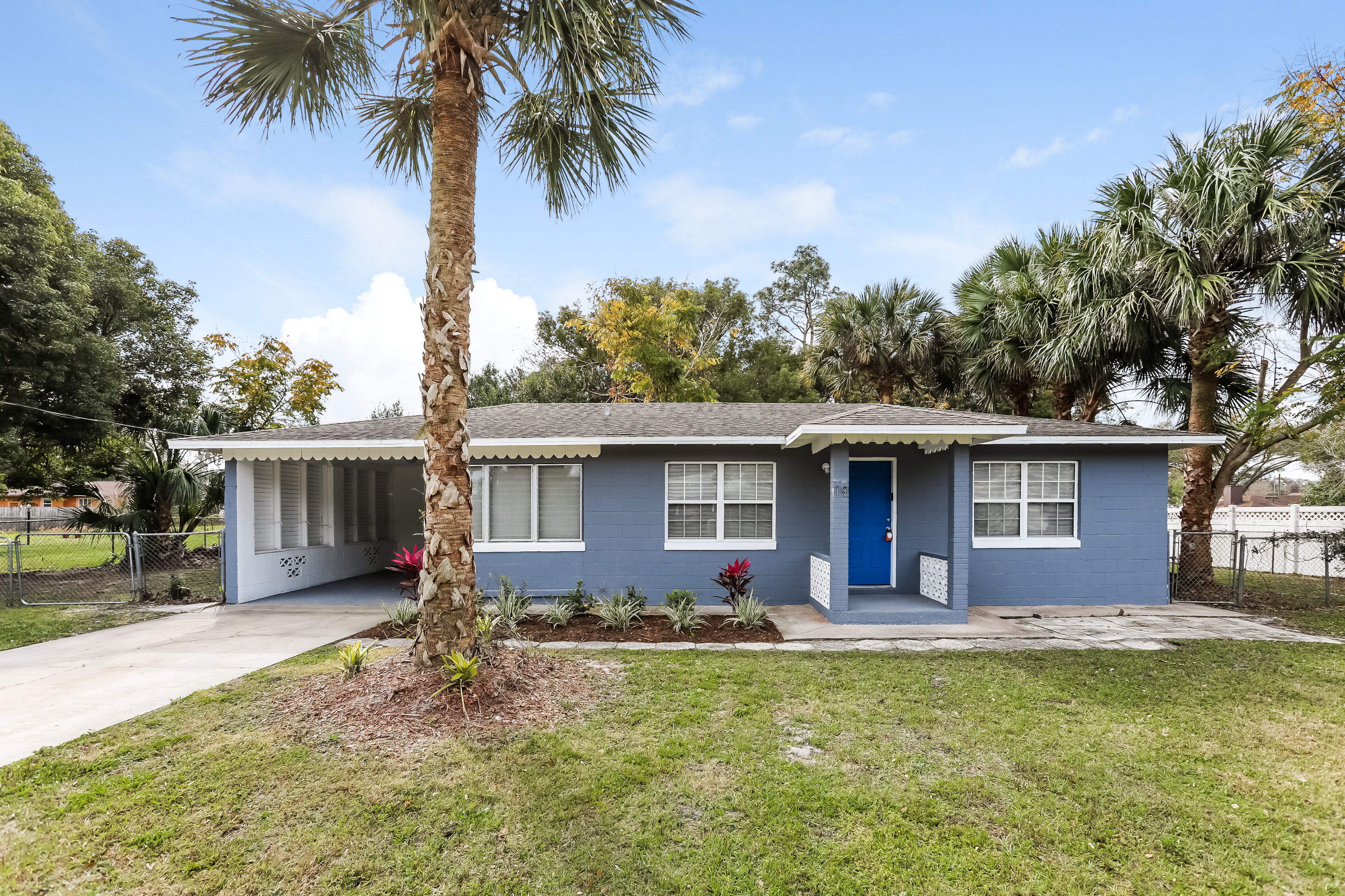 19 Volusia Dr DeBary, FL 32713